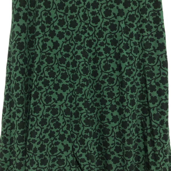 Boden Alexis Jersey dress with green enchanted vine and flowers fluted sleeve - Picture 10 of 15